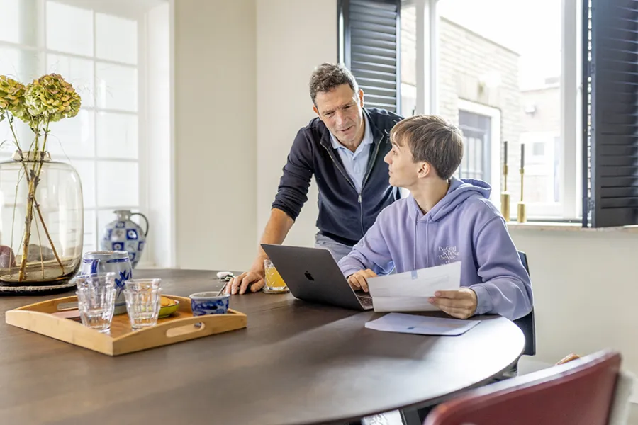 Begin augustus herinneren wij ondernemers via sms aan btw-aangifte